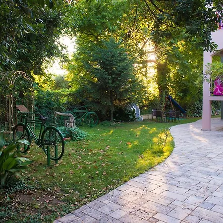 Dimitriadis Fresh Edem 公寓 *