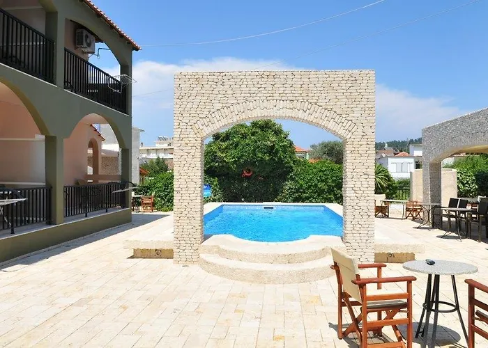 Daire Dimitriadis Fresh Edem